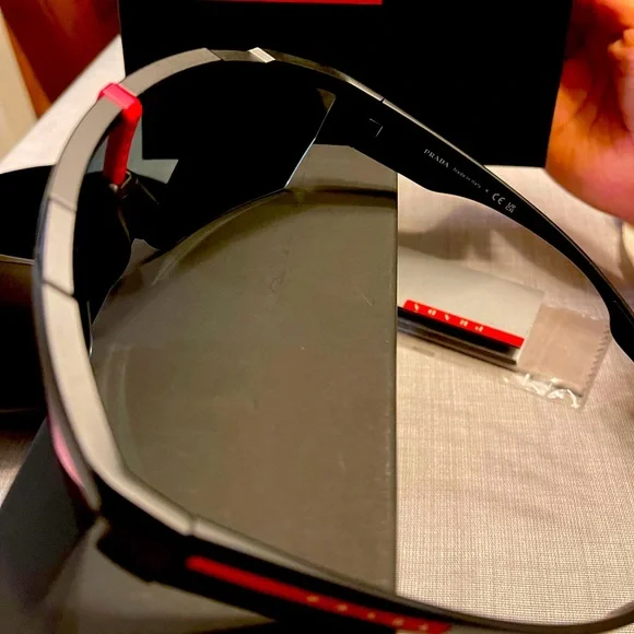 PRADA LINEA ROSSA